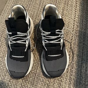 On Cloudnova Sneaker